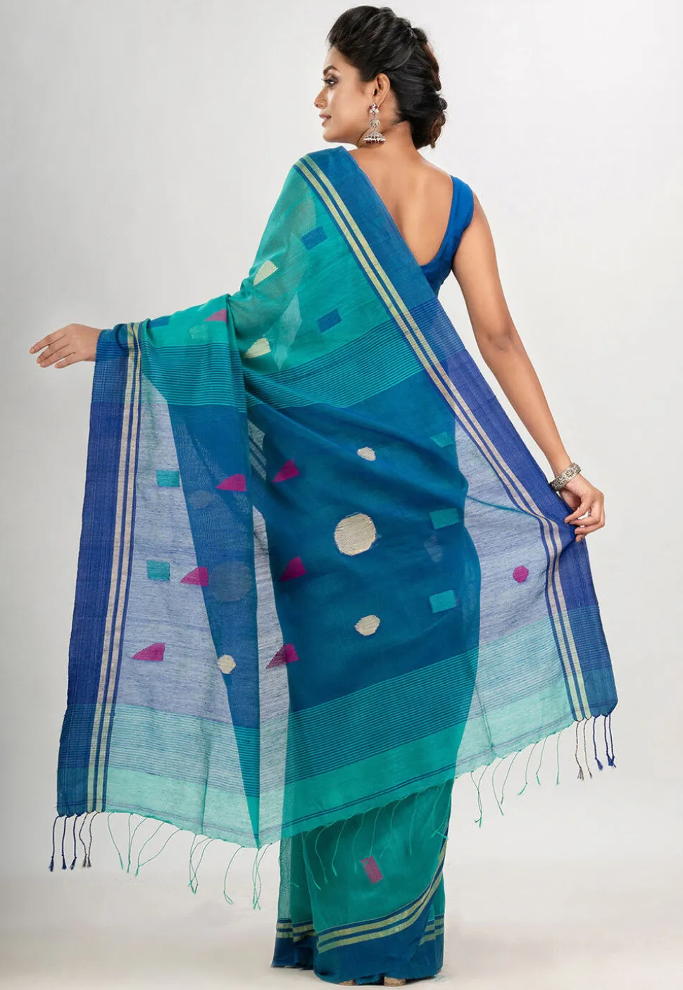 Handloom Cotton Saree in Teal Green