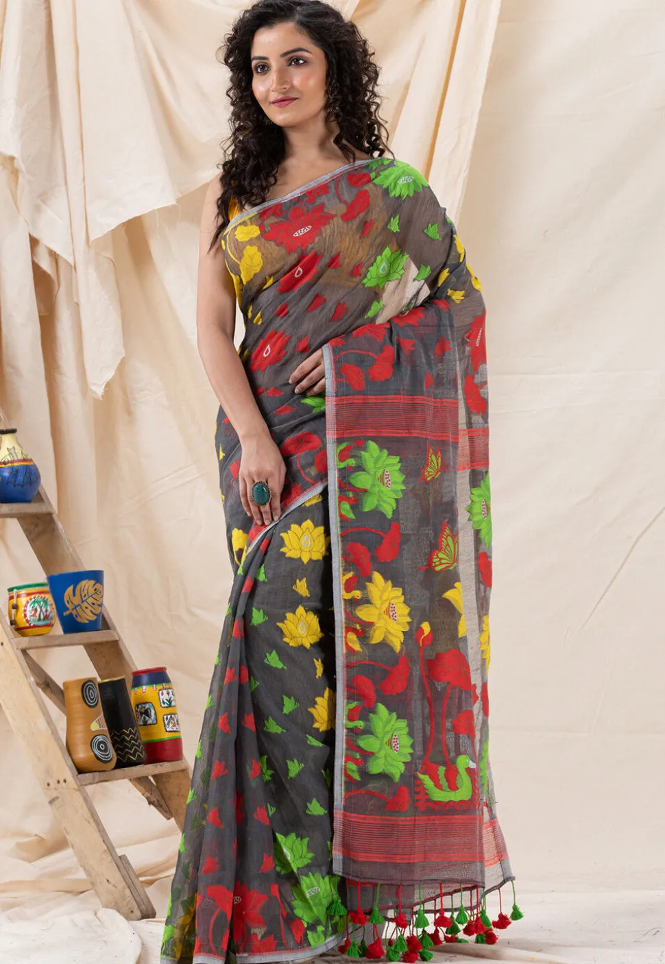 Handloom Cotton Saree in Dark Grey