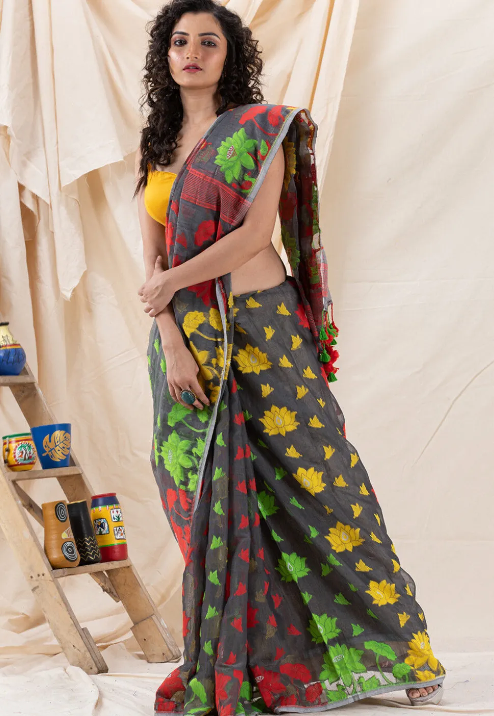 Handloom Cotton Saree in Dark Grey