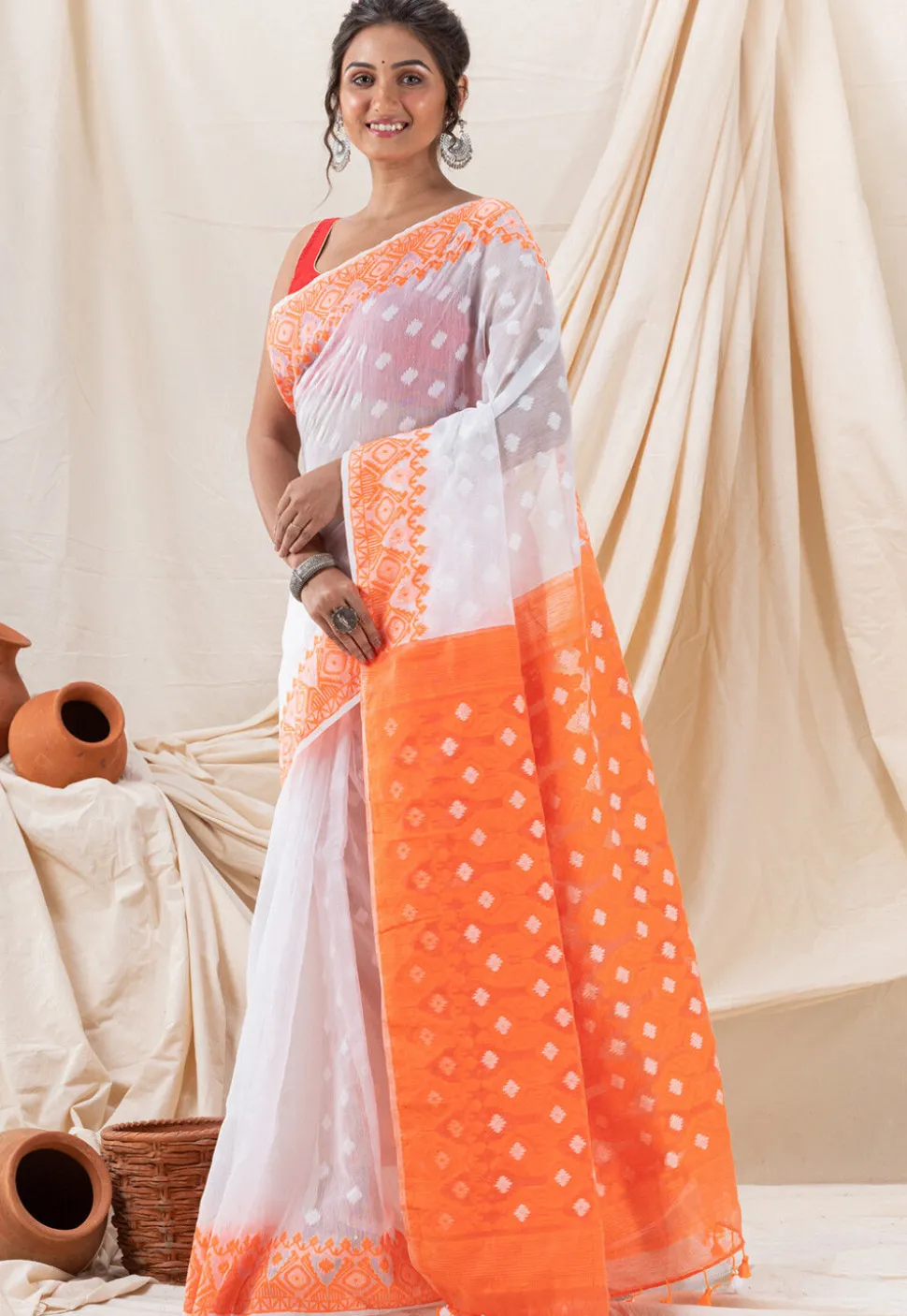 Handloom Cotton Saree in White