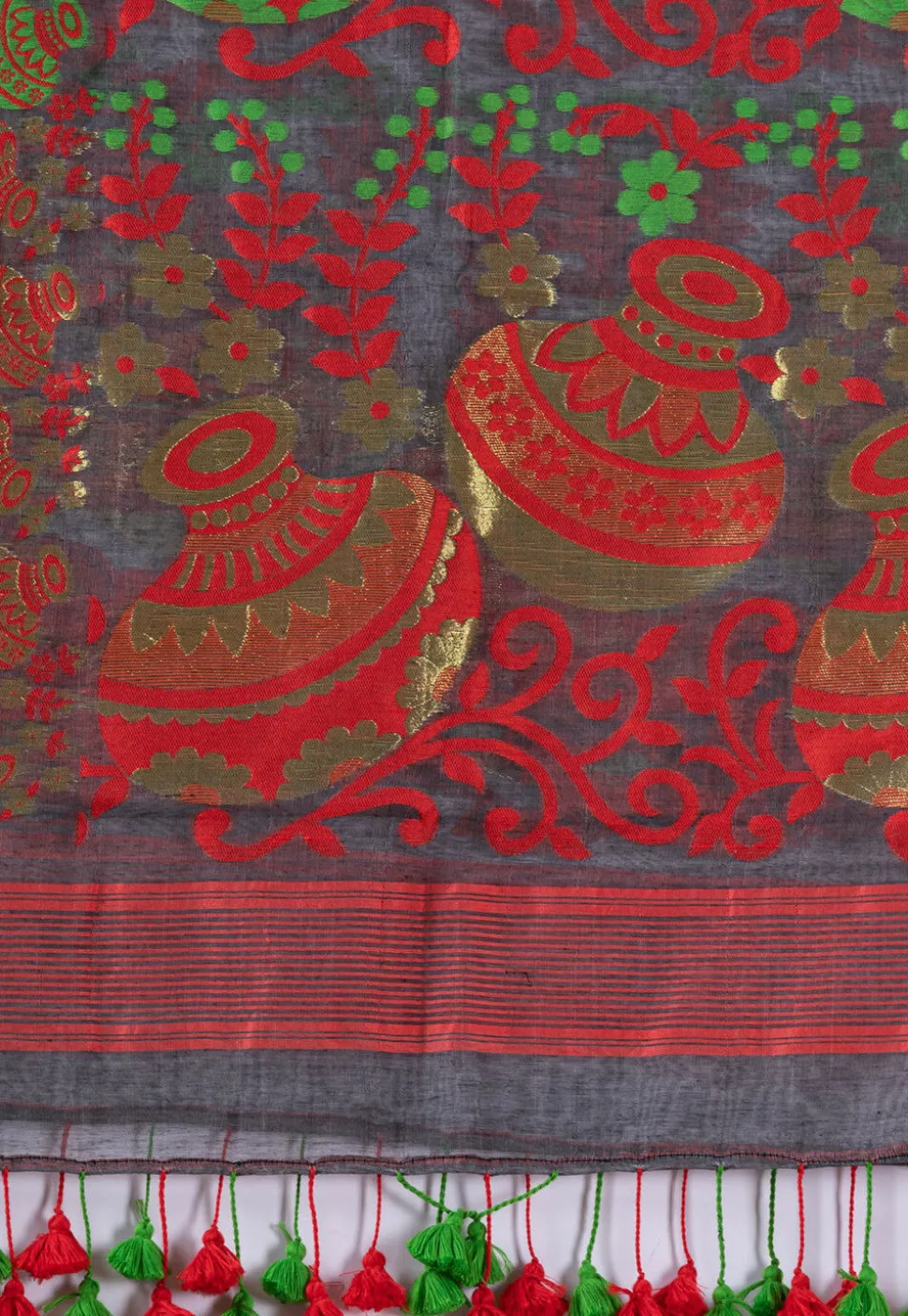 Handloom Cotton Saree in Dark Grey