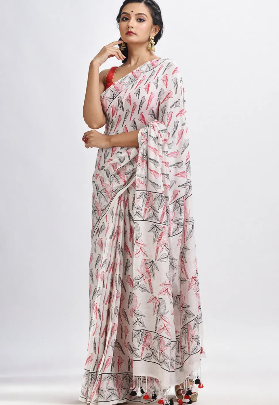 Handloom Cotton Saree in White