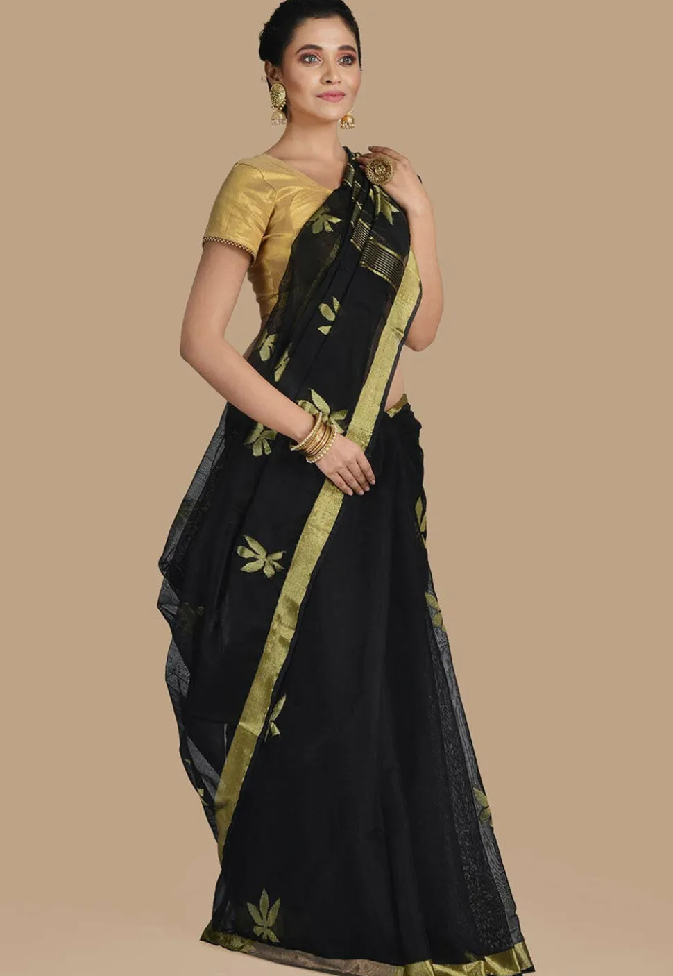 Handloom Cotton Silk Jamdani Saree in Black