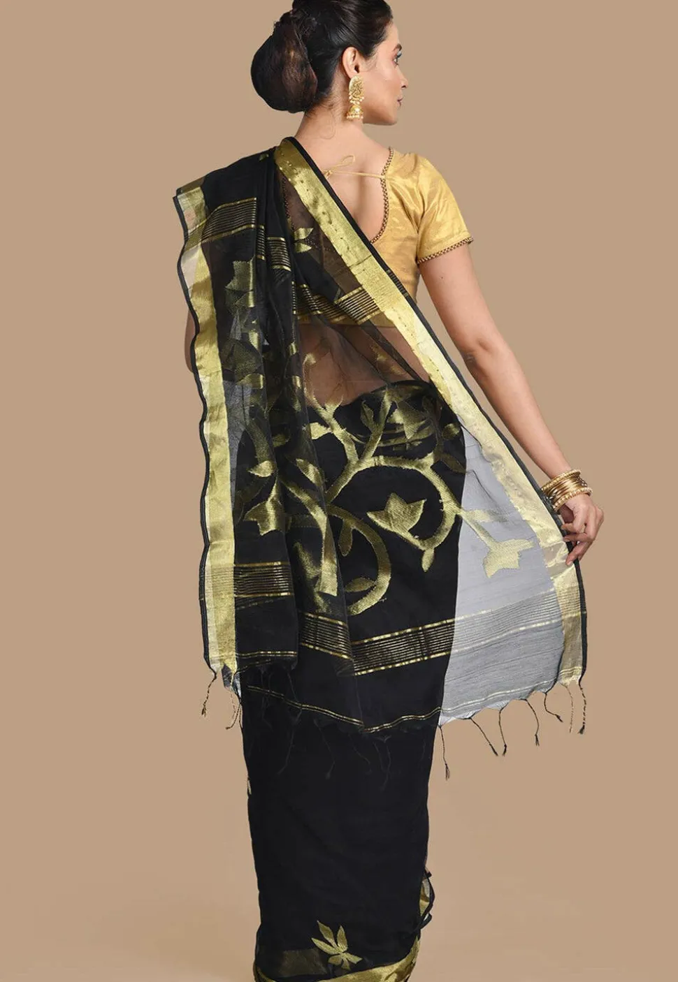 Handloom Cotton Silk Jamdani Saree in Black