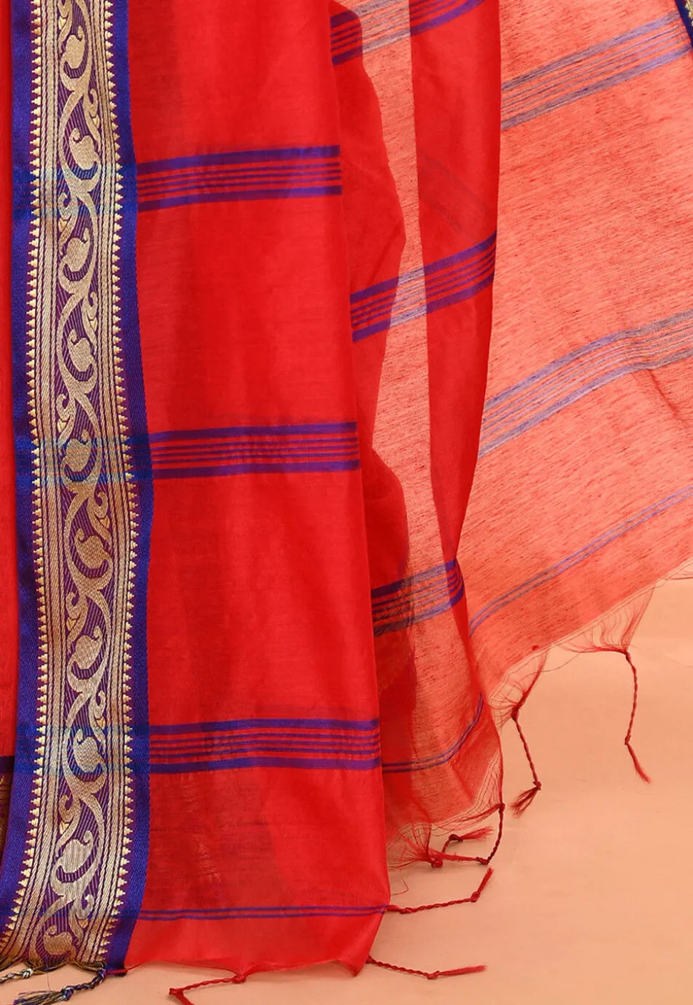 Handloom Cotton Silk Saree in Red