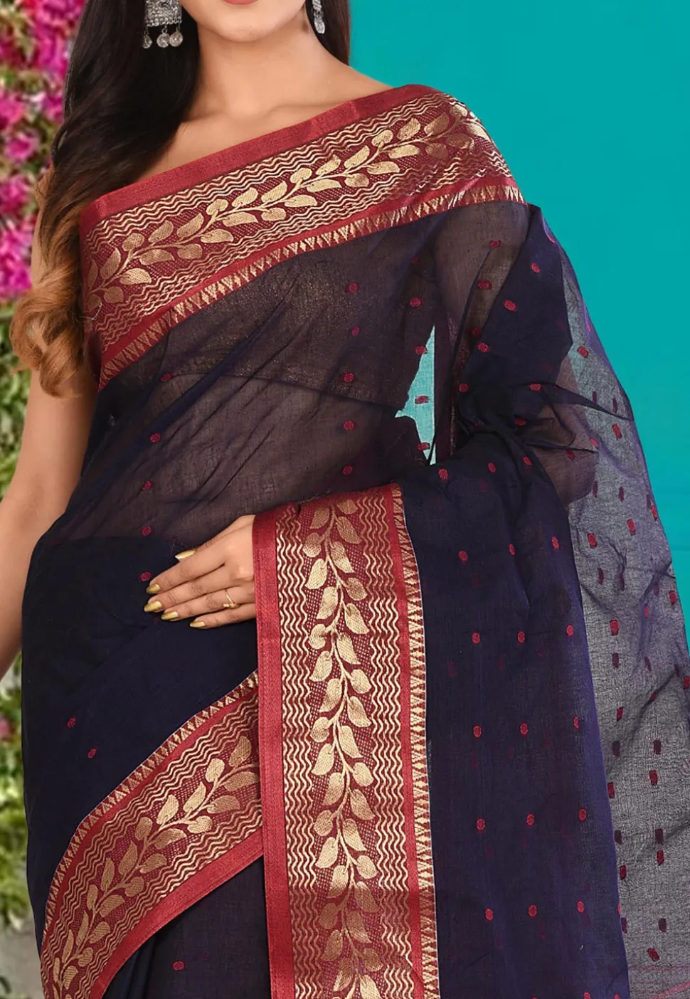 Handloom Cotton Tant Saree in Navy Blue