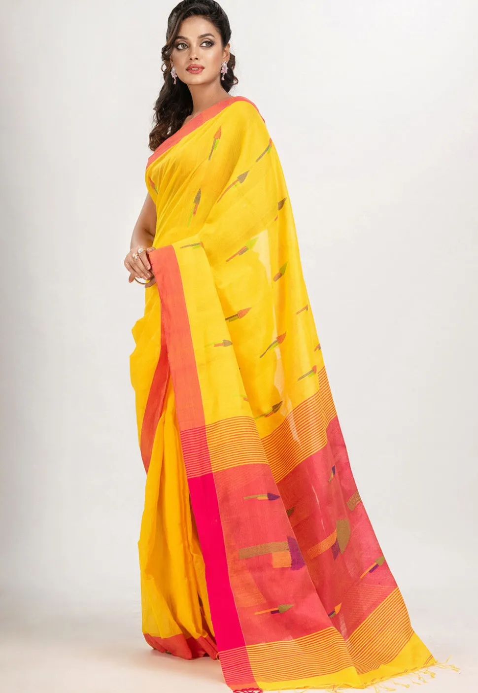 Handloom Jamdani Cotton Saree in Yellow