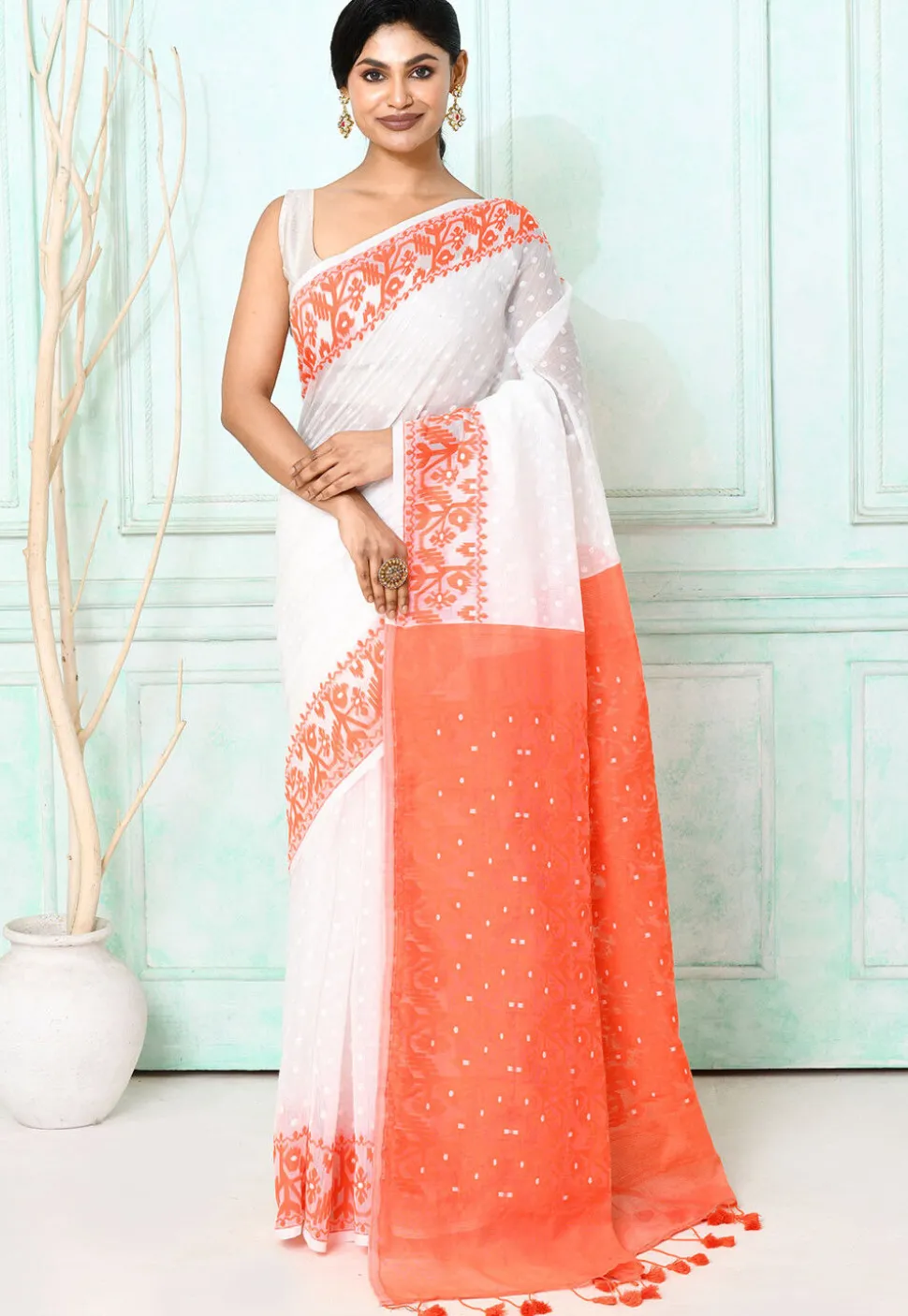 Handloom Jamdani Cotton Silk Saree in White