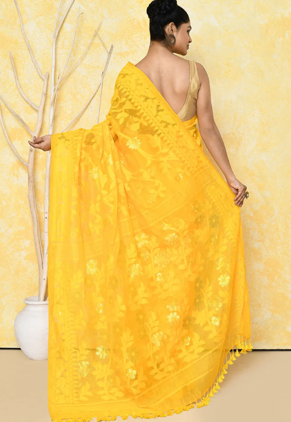 Handloom Jamdani Cotton Silk Saree in Yellow
