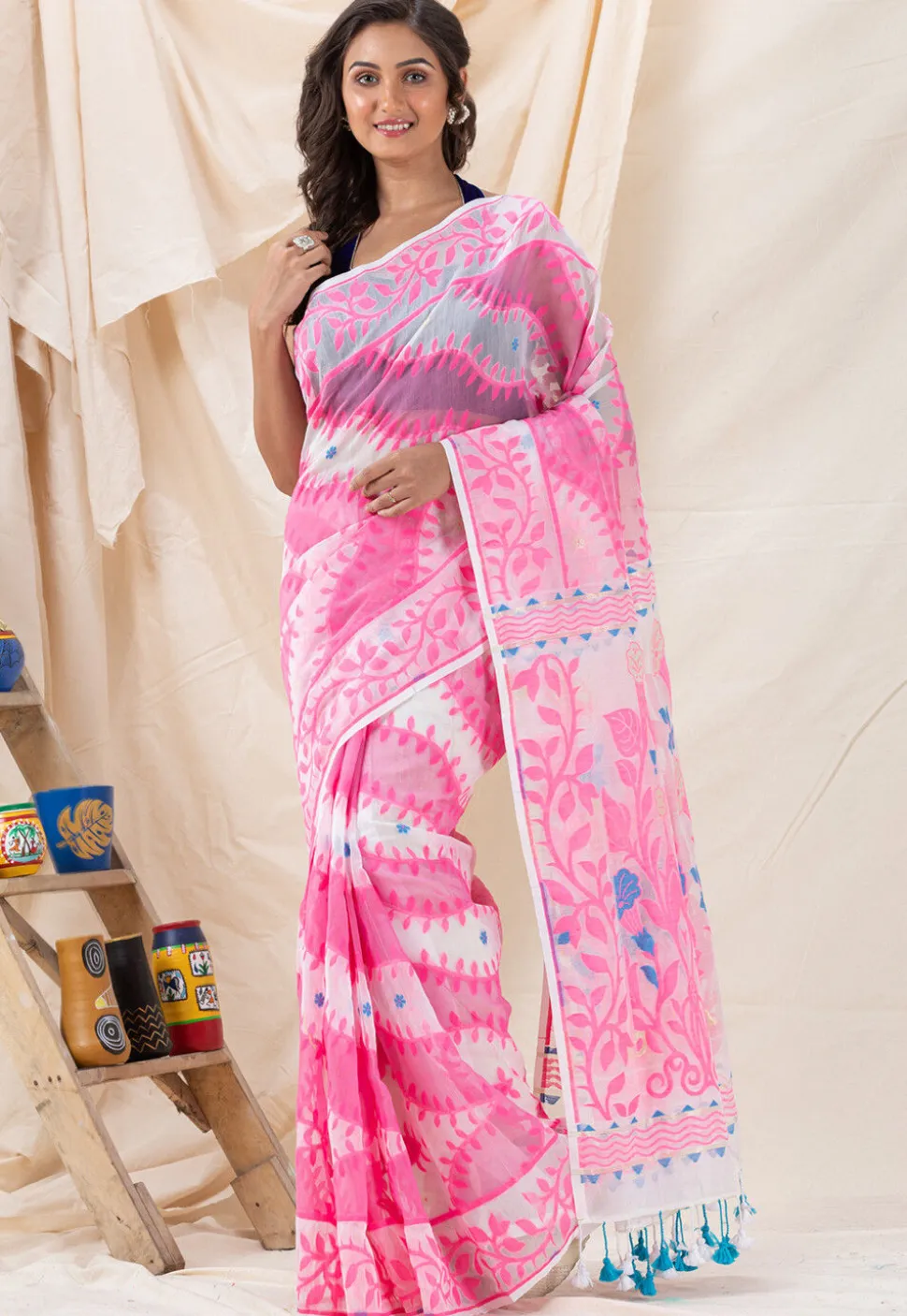Handloom Jamdani Cotton Saree in White and Pink