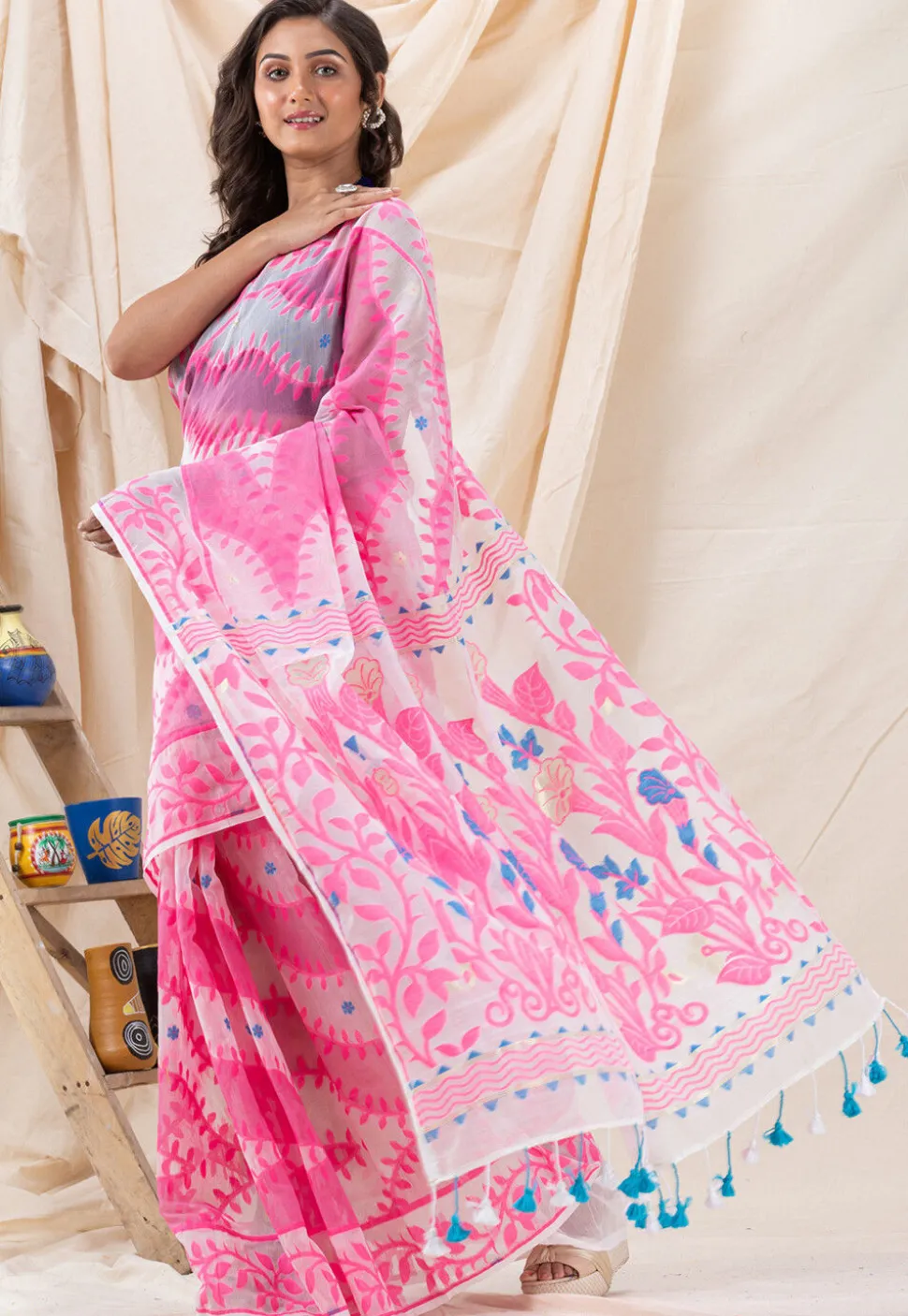 Handloom Jamdani Cotton Saree in White and Pink