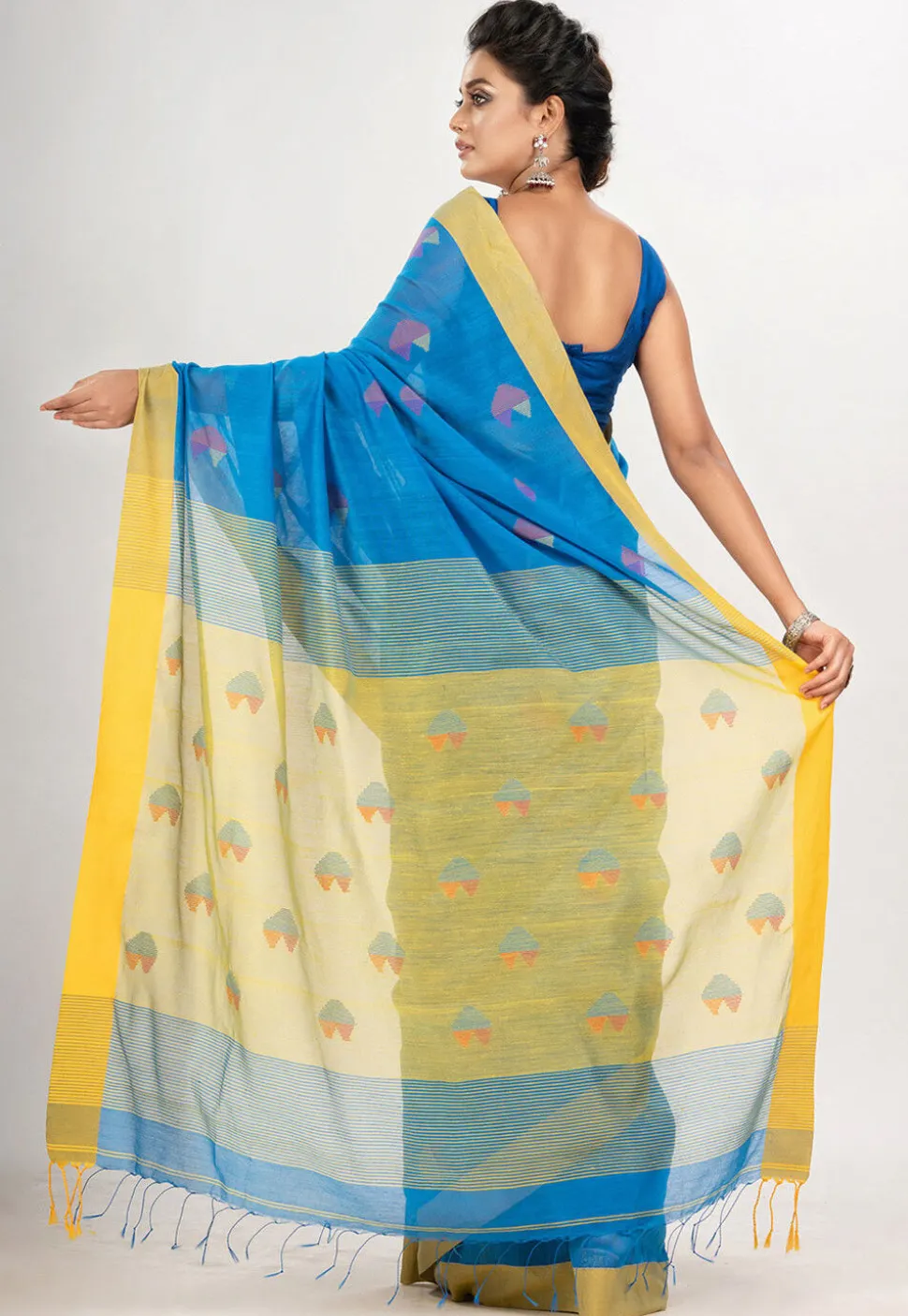 Handloom Jamdani Cotton Saree in Blue
