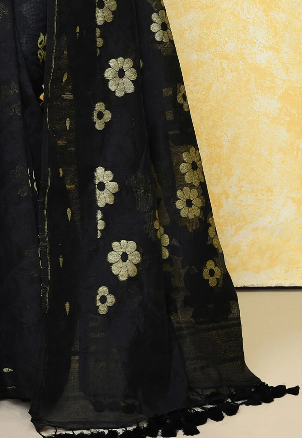 Handloom Jamdani Cotton Silk Saree in Black