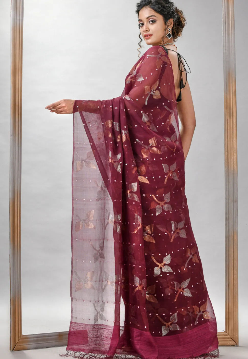 Handloom Jamdani Pure Matka Silk Saree in Wine