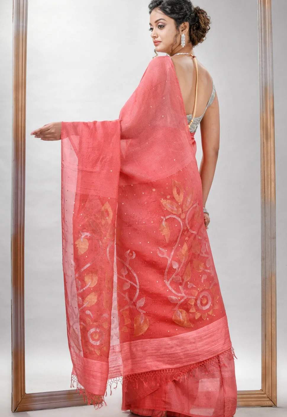 Handloom Jamdani Pure Matka Silk Saree in Peach Orange