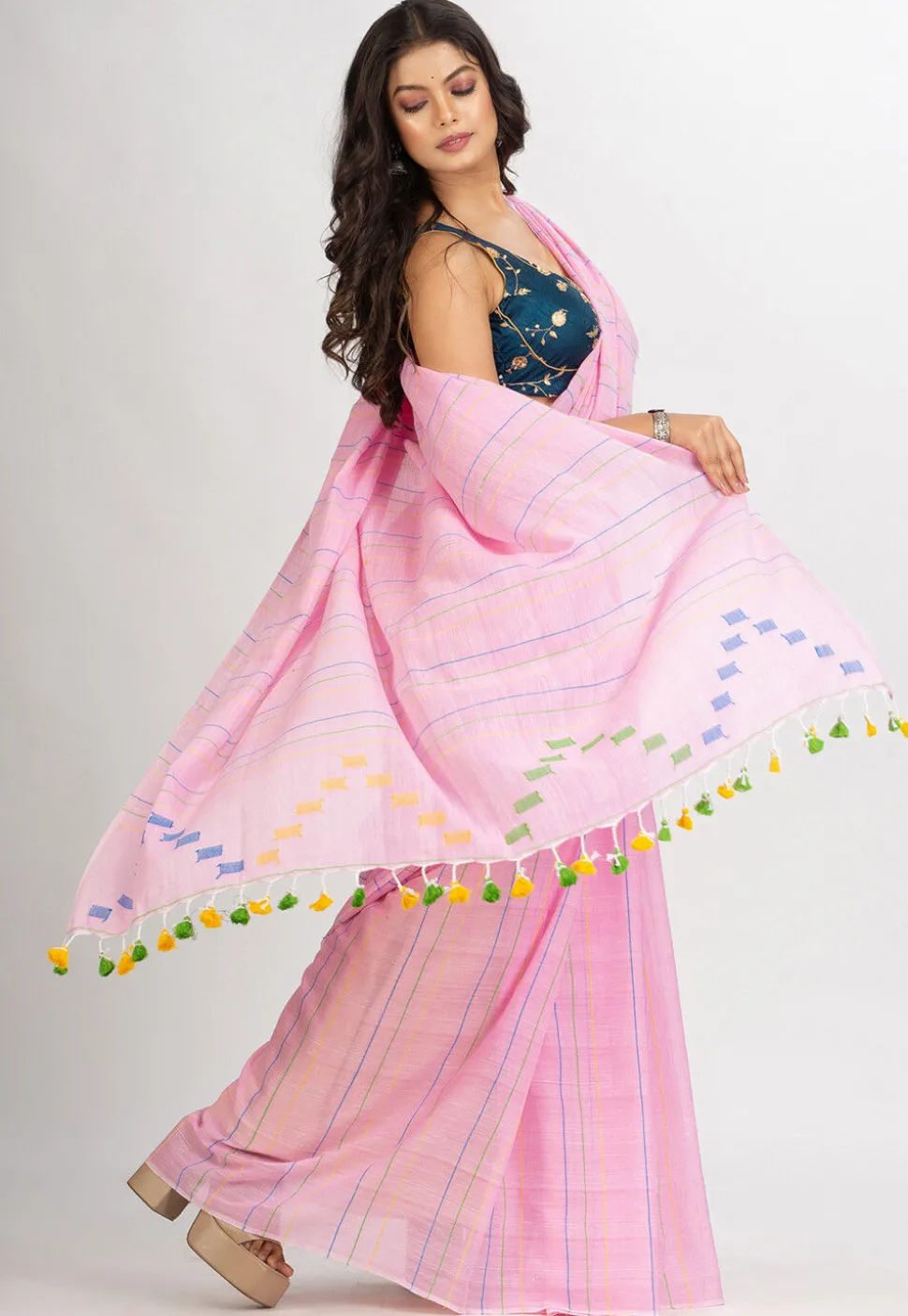 Handloom Pure Cotton Saree in Light Pink
