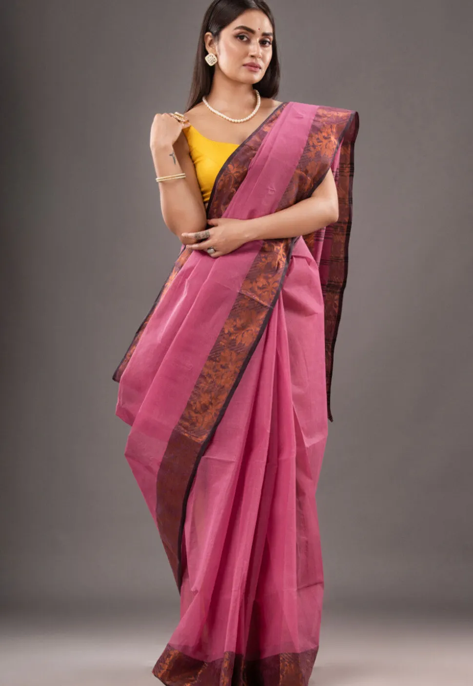 Handloom Pure Cotton Tant Saree in Pink
