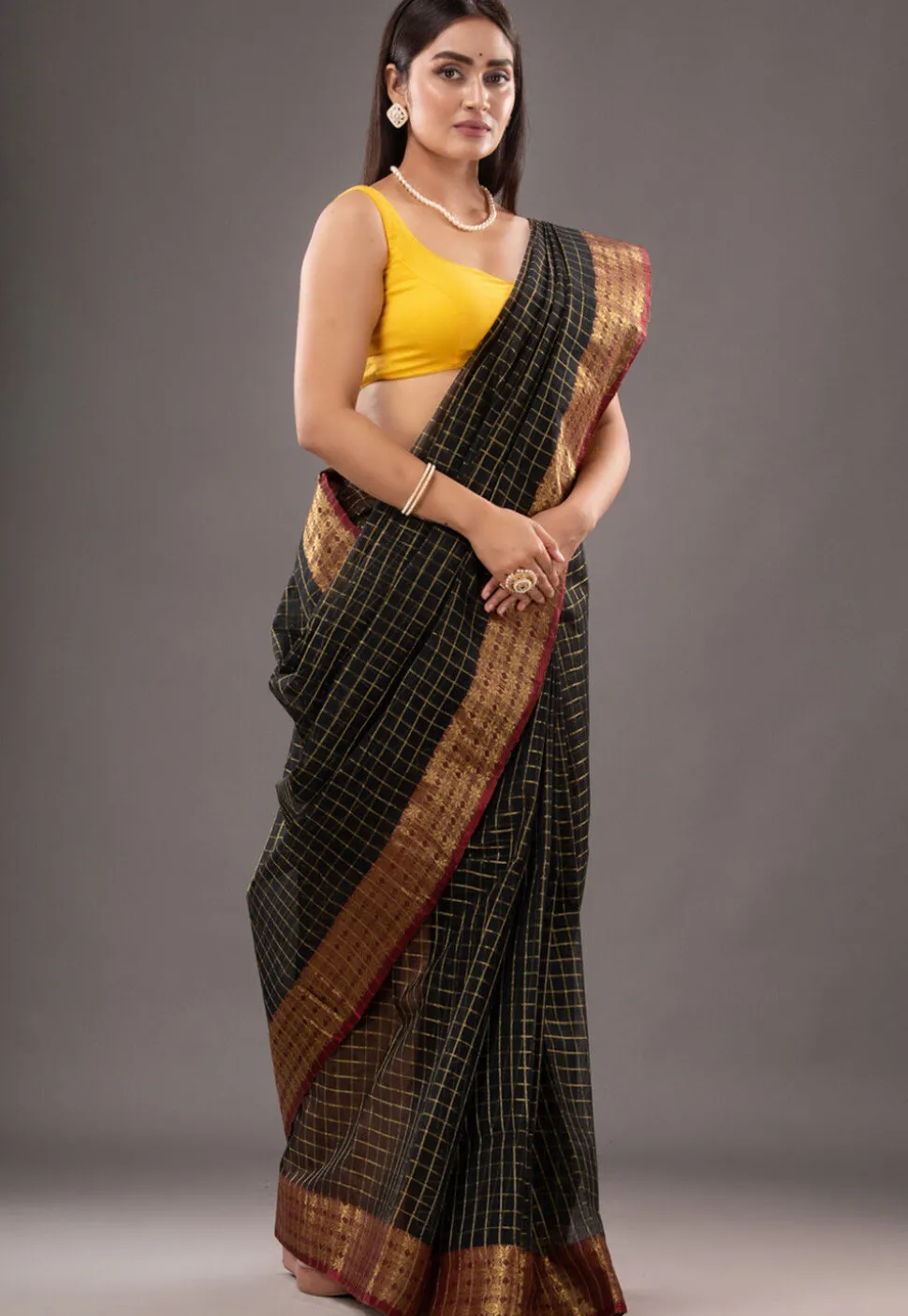 Handloom Pure Cotton Tant Saree in Black
