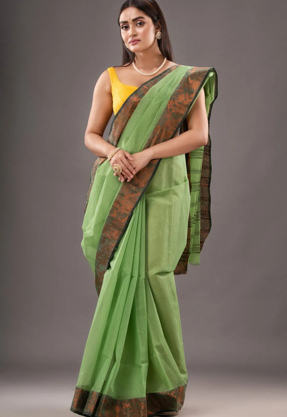 Handloom Pure Cotton Tant Saree in Green