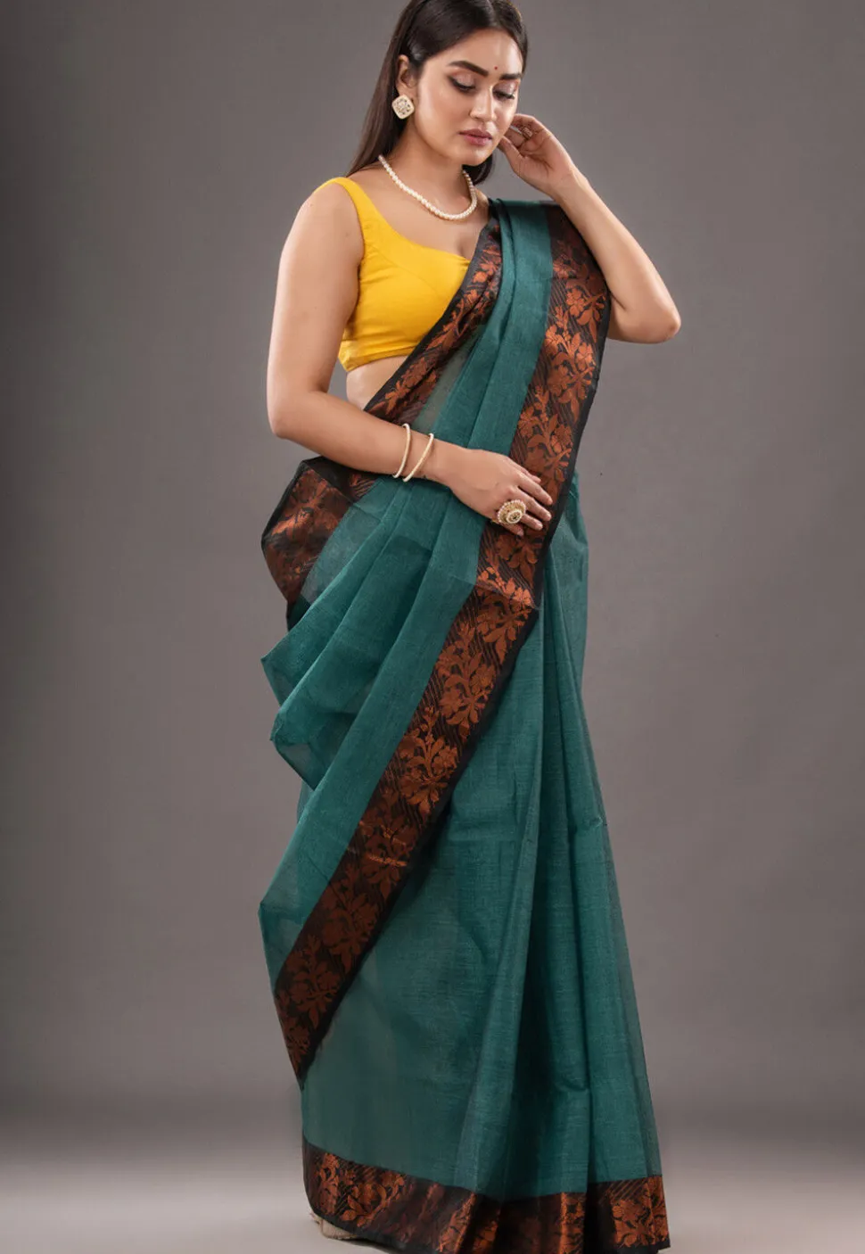 Handloom Pure Cotton Tant Saree in Teal Green