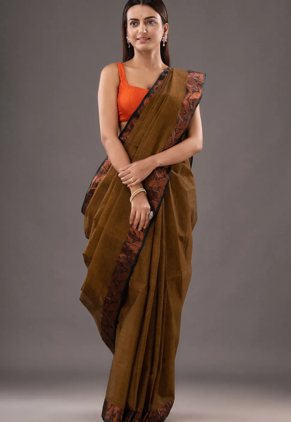 Handloom Pure Cotton Tant Saree in Olive Green