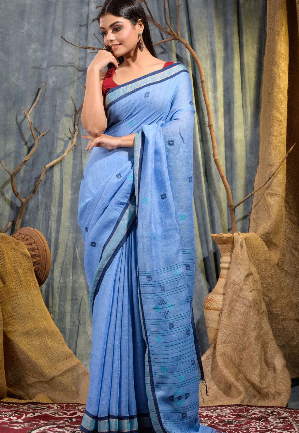 Handloom Pure Linen Jamdani Saree in Light Blue