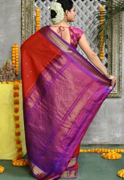 Handloom Pure Silk Cotton Gadwal Saree in Red