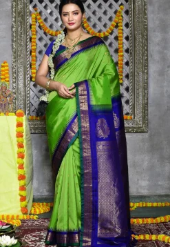 Handloom Pure Silk Gadwal Saree in Light Green