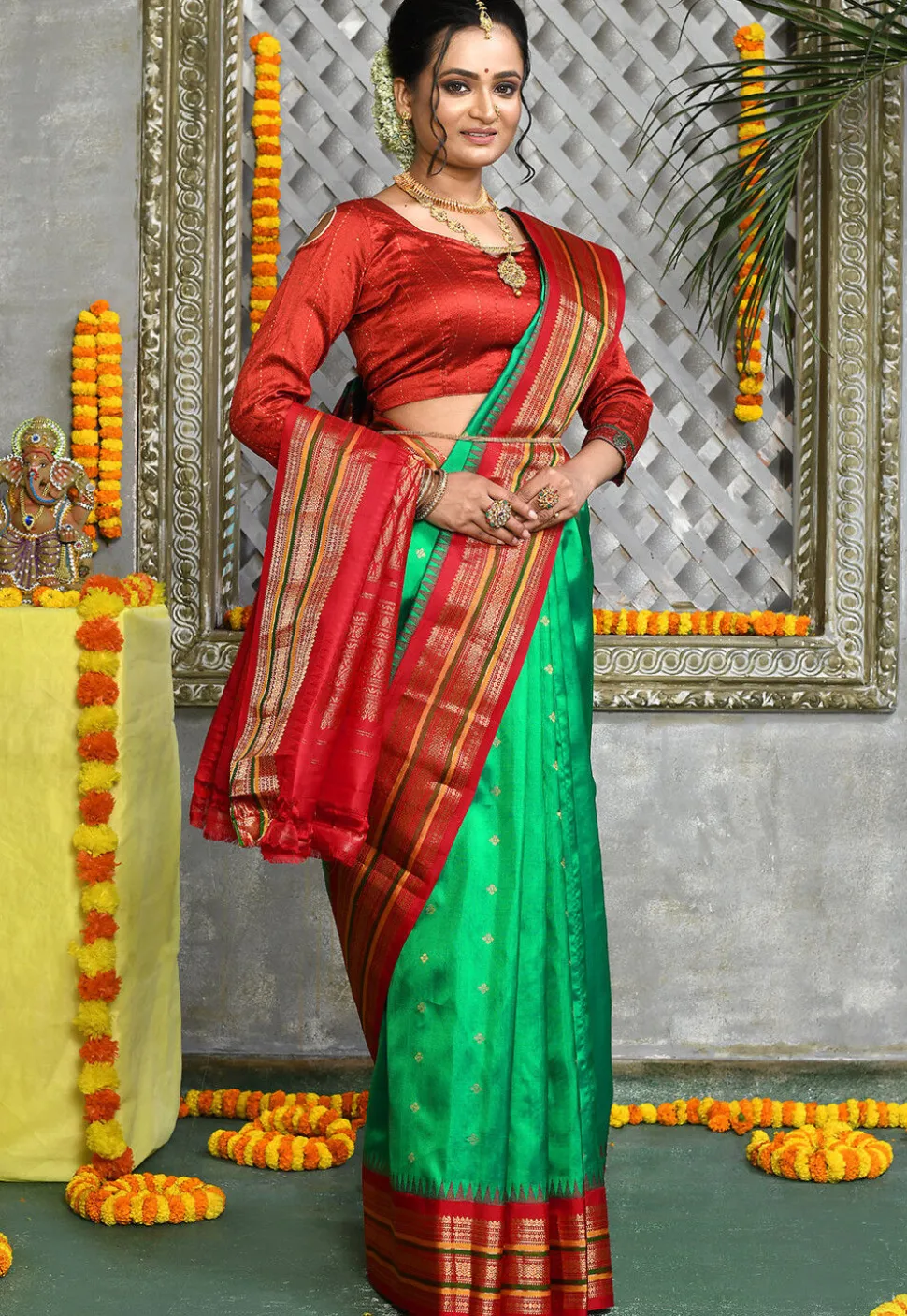 Handloom Pure Silk Gadwal Saree in Green