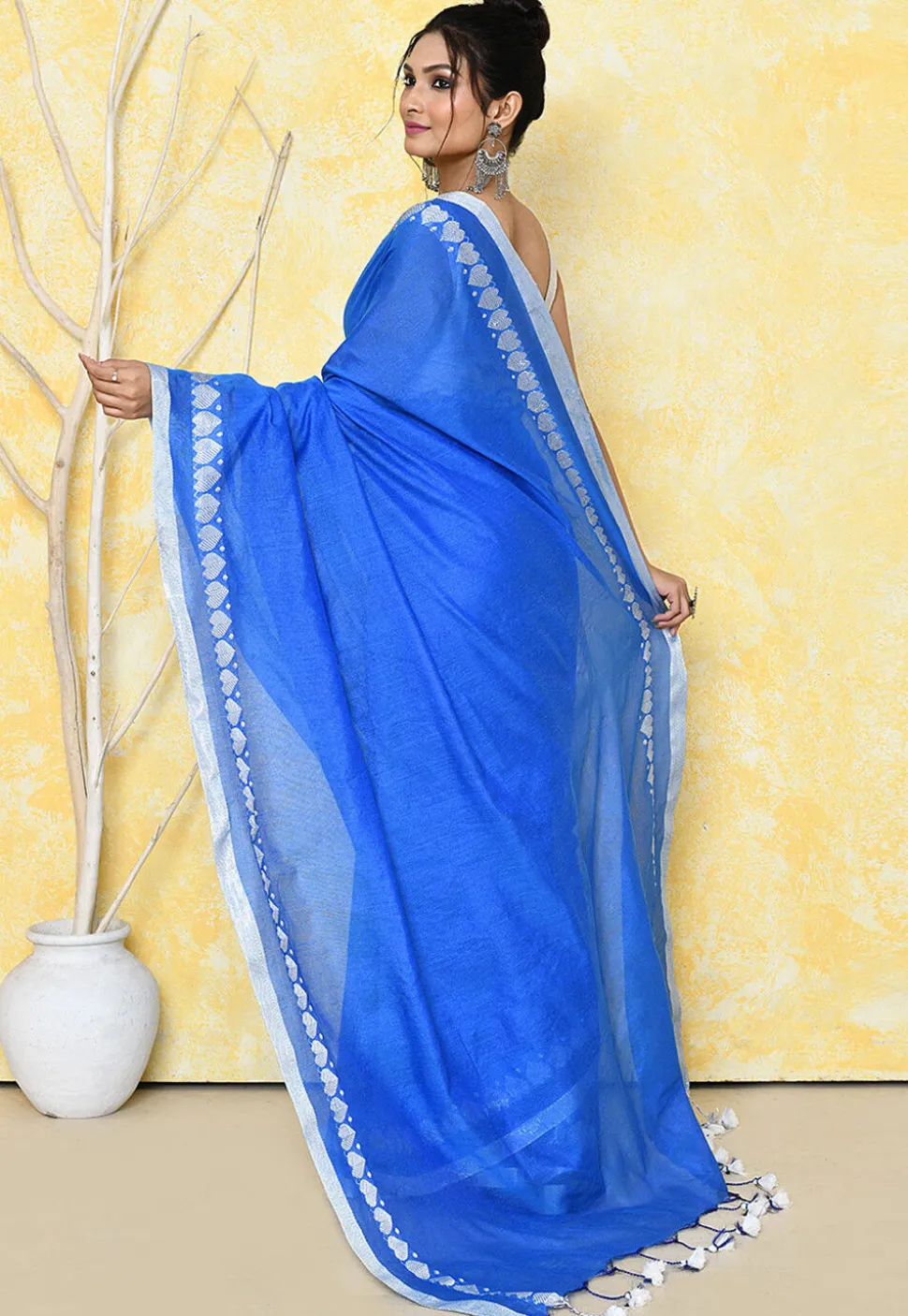 Handloom Tissue Silk Saree in Blue