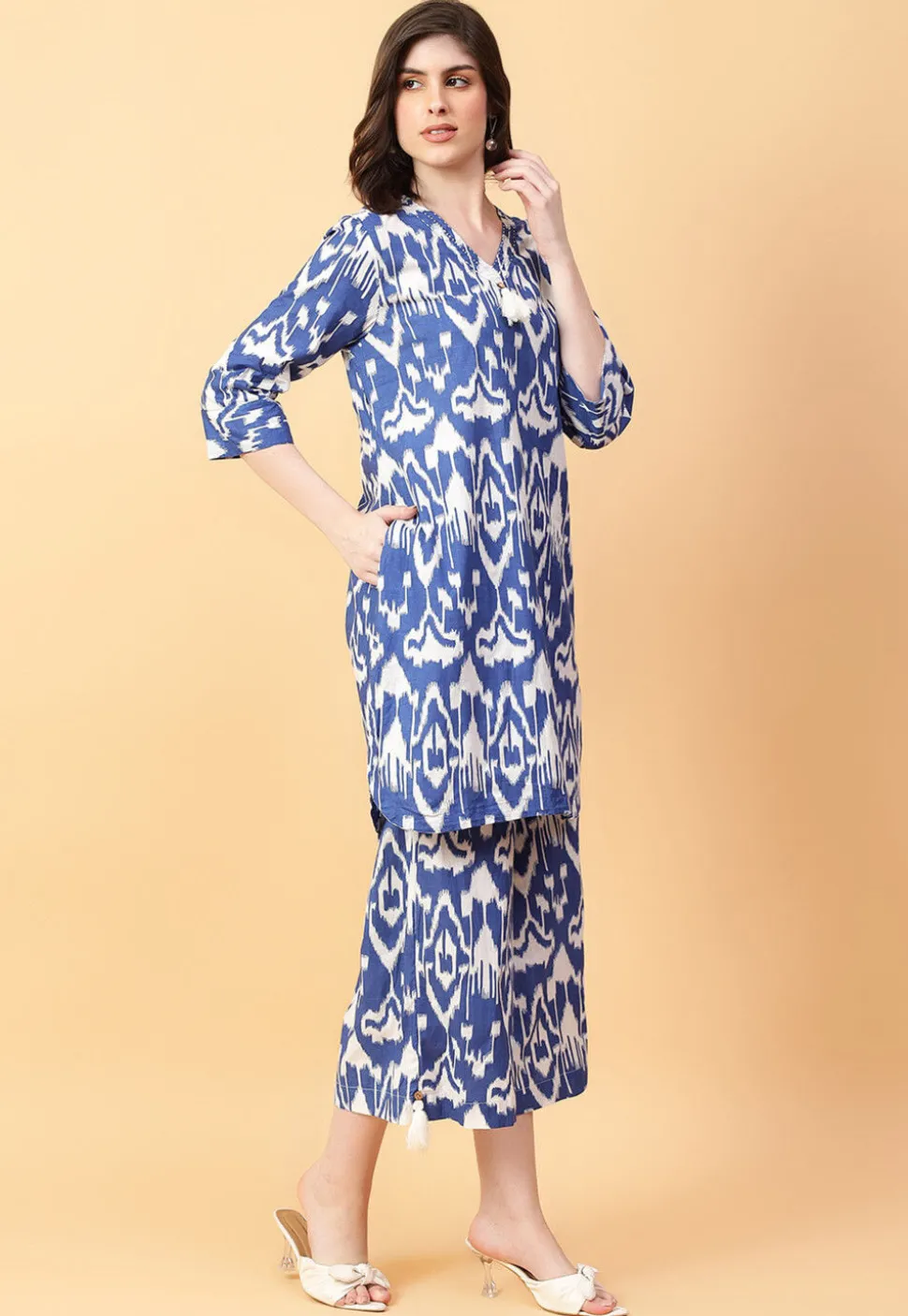 Ikat Printed Cotton Co Ord Set in Off White and Blue