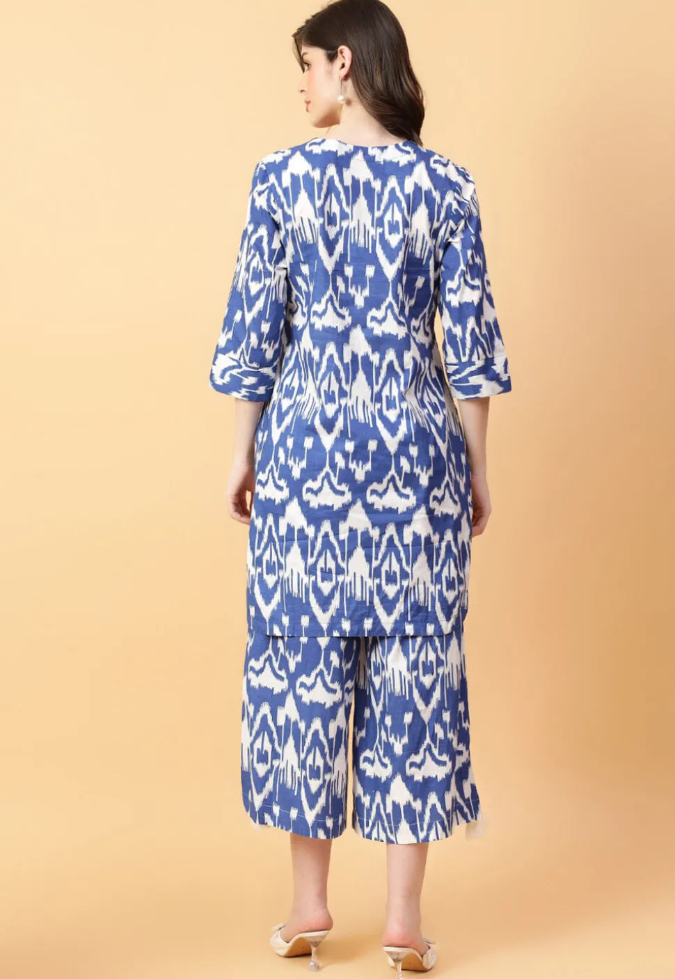 Ikat Printed Cotton Co Ord Set in Off White and Blue