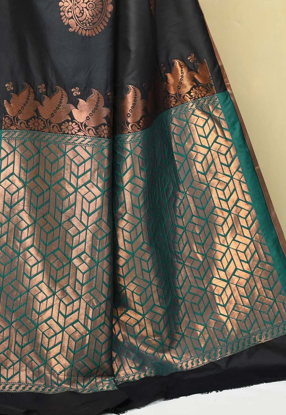 Kanchipuram Saree in Black