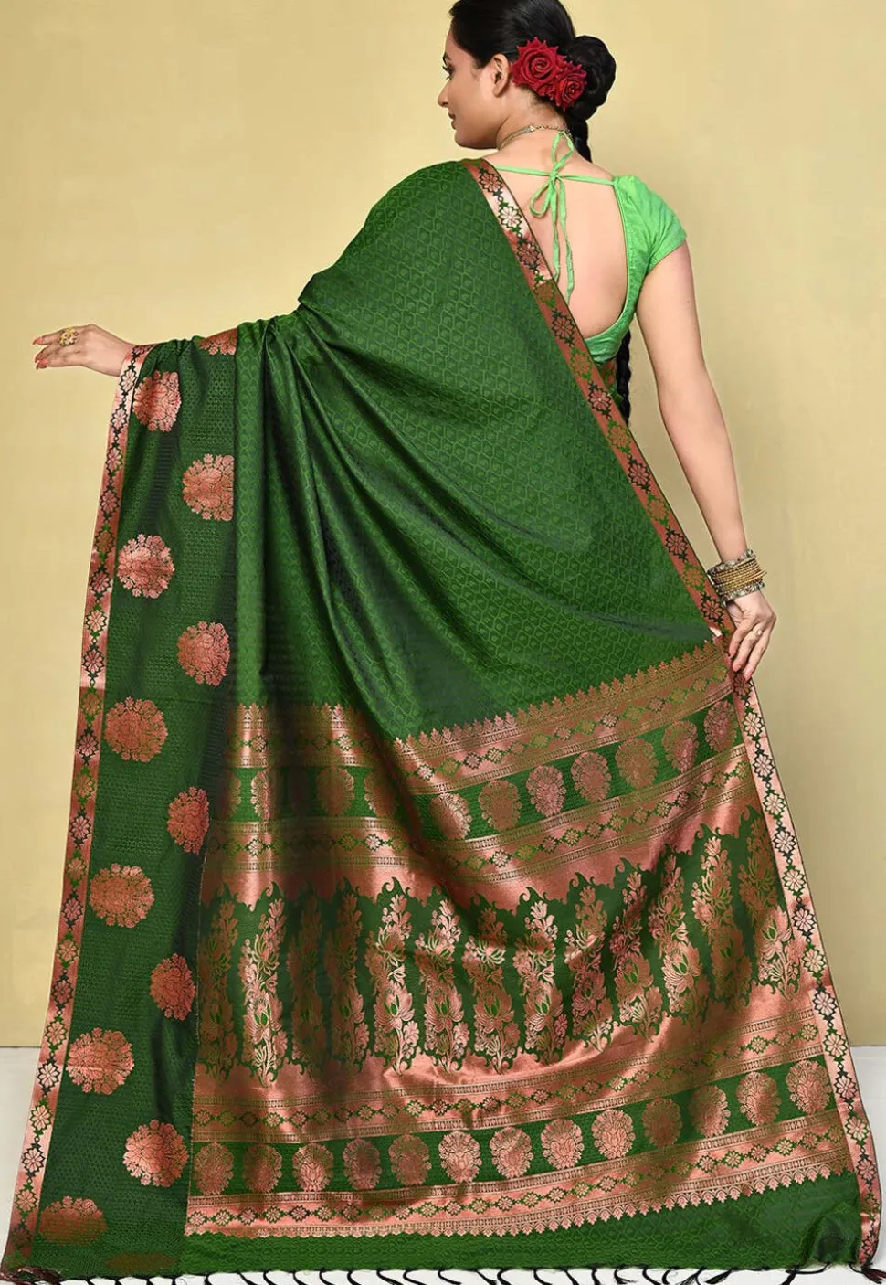 Kanchipuram Saree in Dark Green