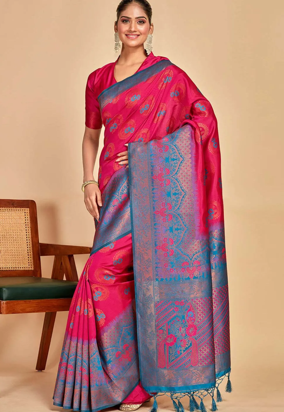 Kanchipuram Saree in Fuchsia