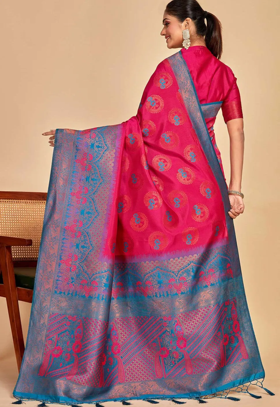 Kanchipuram Saree in Fuchsia