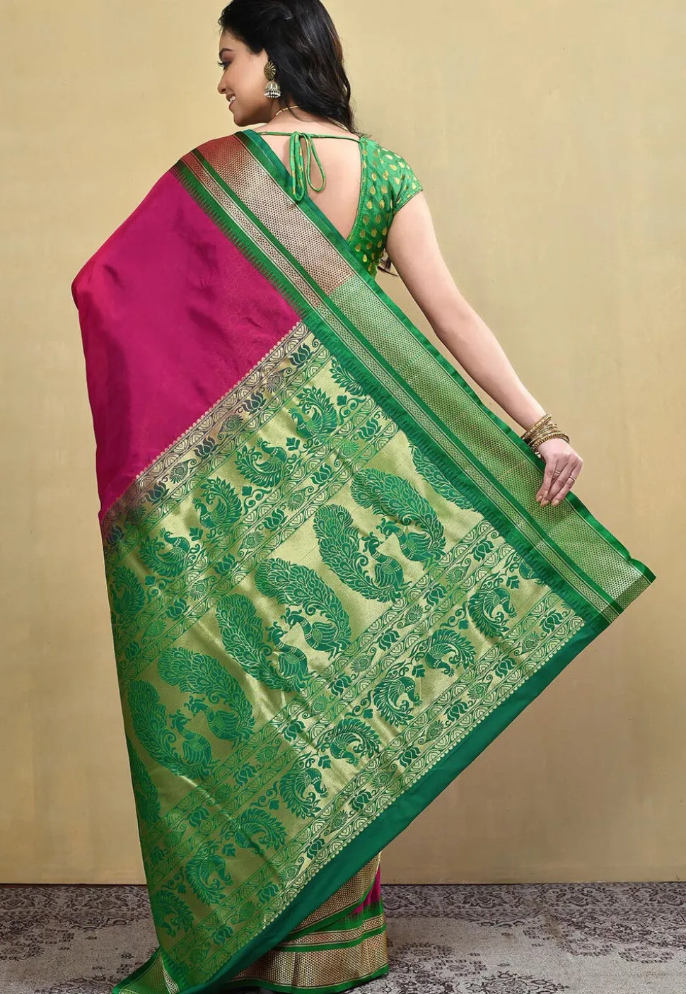 Kanchipuram Saree in Magenta