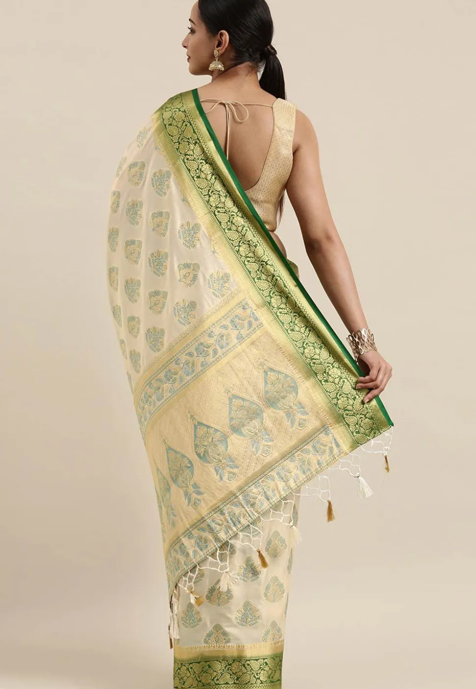 Kanchipuram Saree in Off White