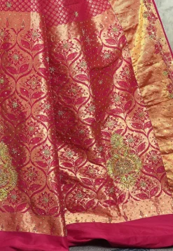 Kanchipuram Silk Embellished Saree in Fuchsia