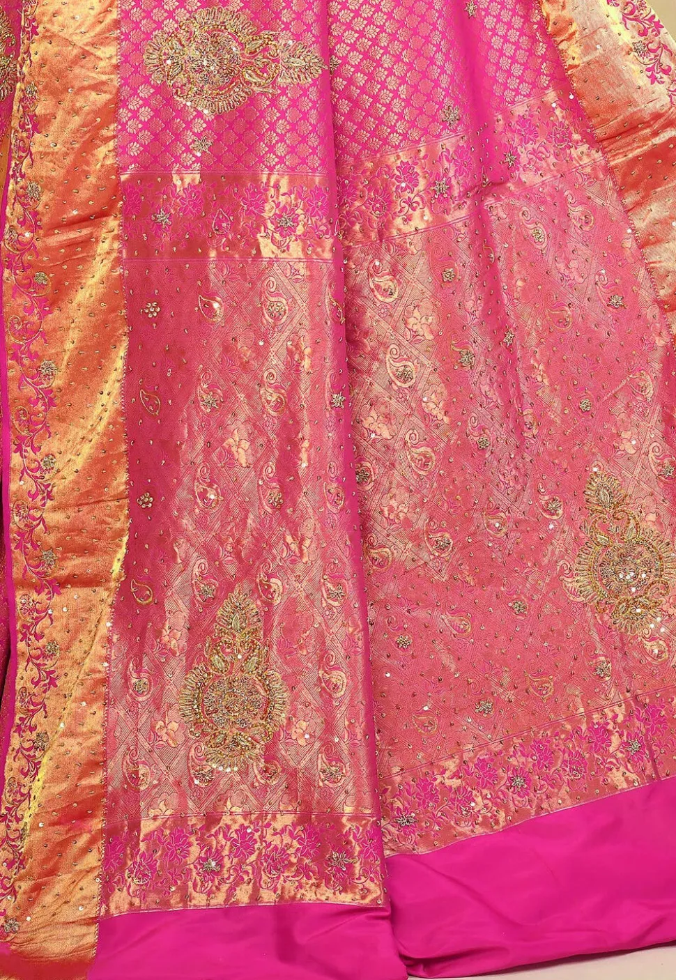 Kanchipuram Silk Saree in Fuchsia