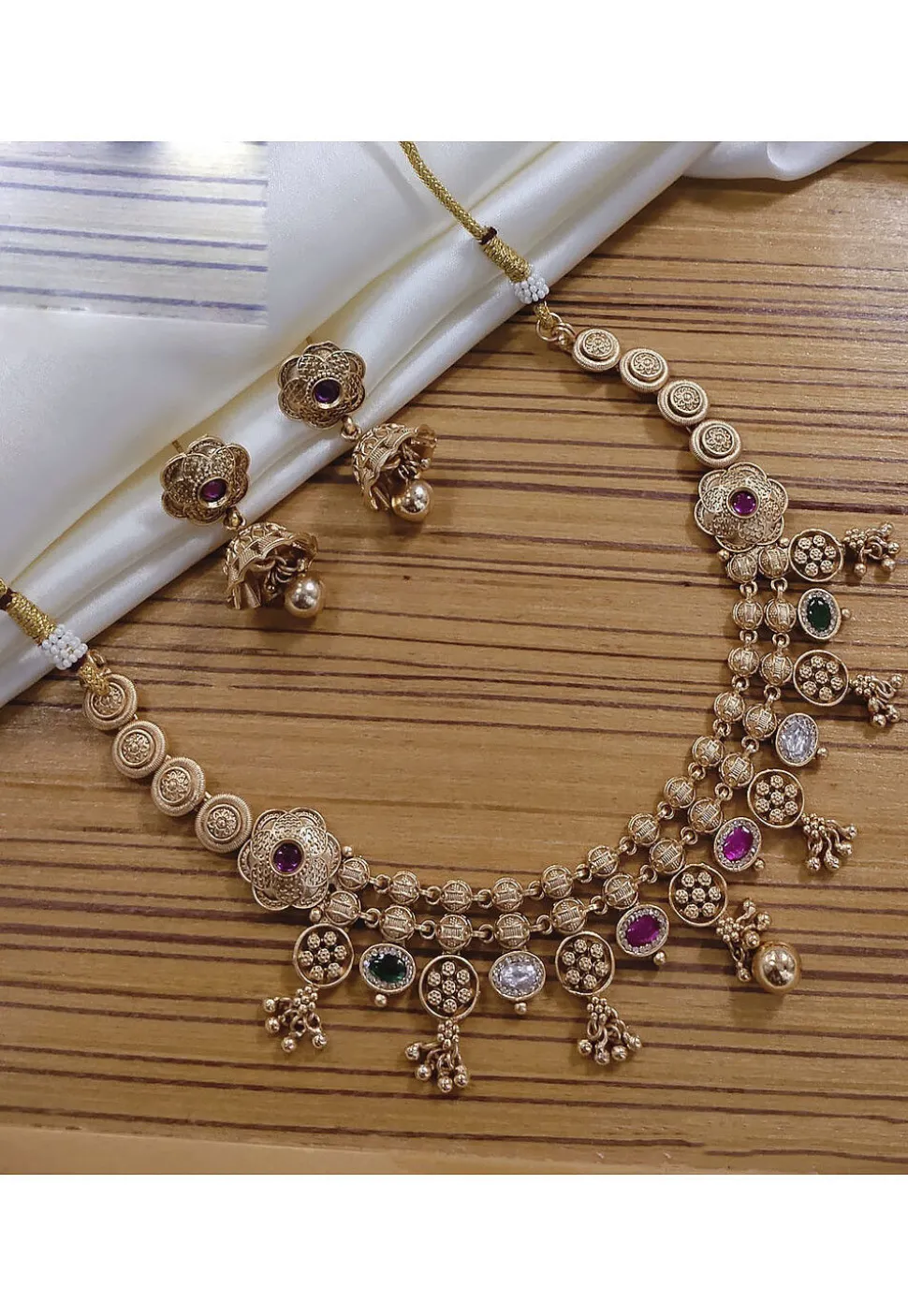 Kemp Stone Studded Necklace Set