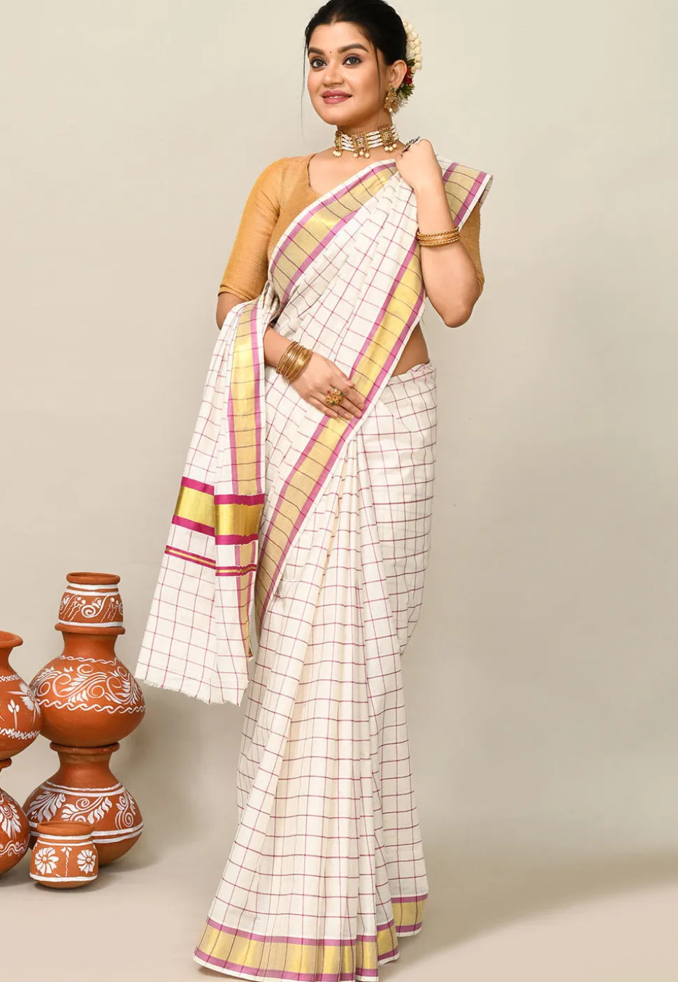 Kerala Kasavu Pure Cotton Saree in Off White