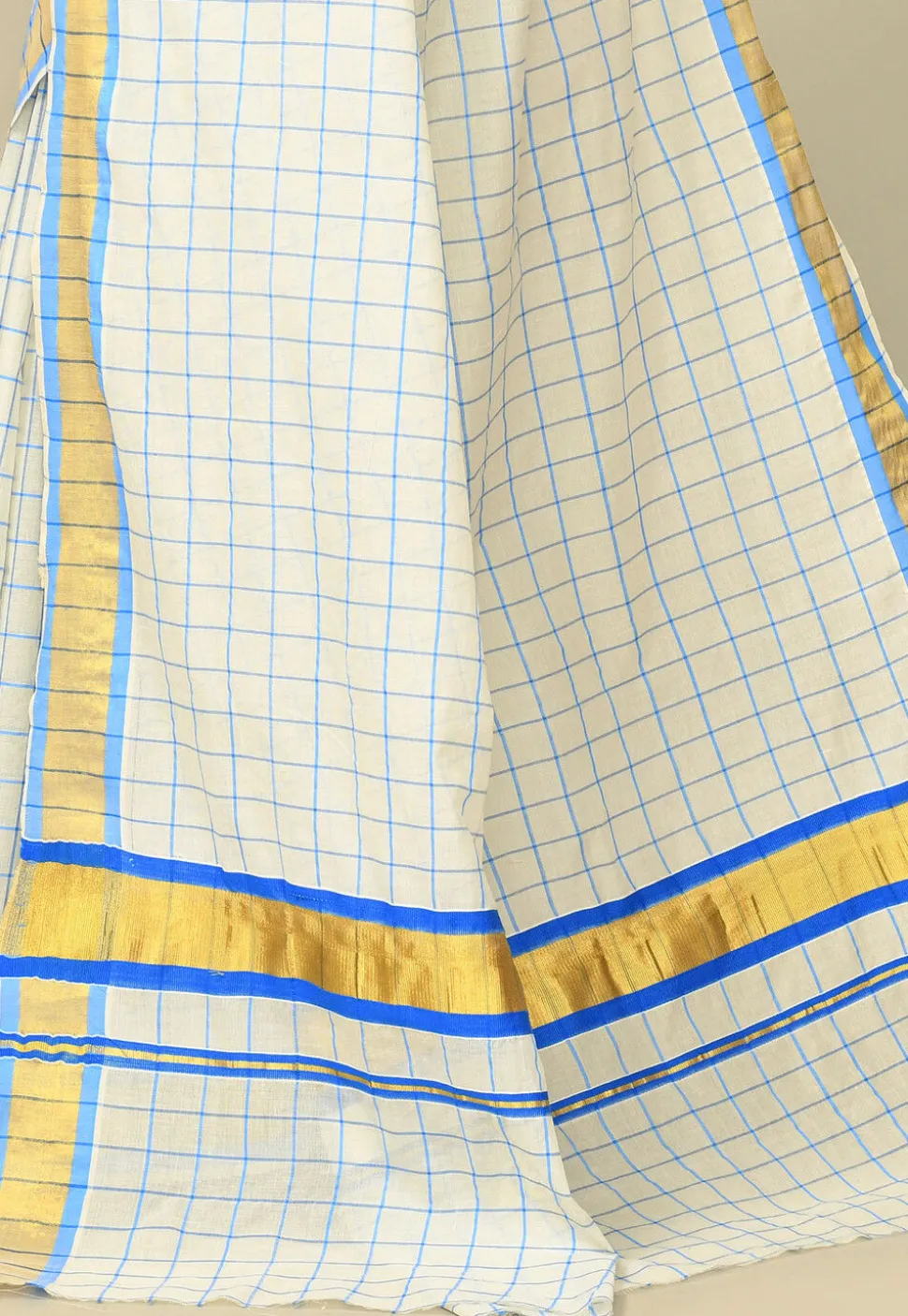 Kerala Kasavu Pure Cotton Saree in Off White