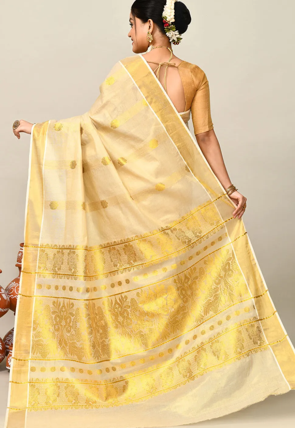 Kerala Kasavu Pure Cotton Saree in Beige