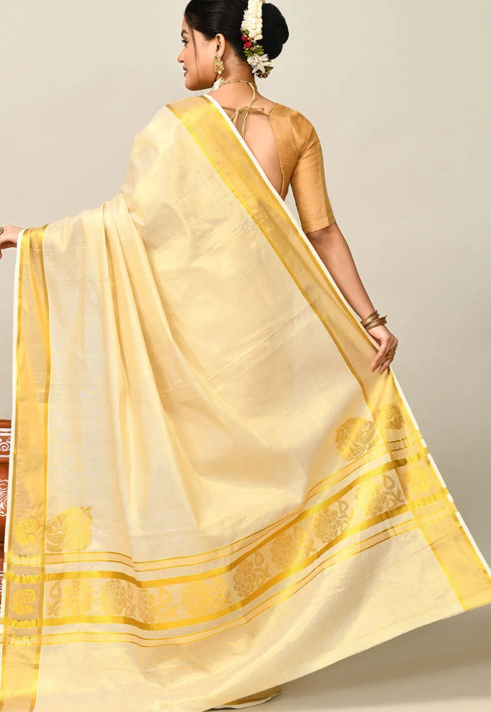 Kerala Kasavu Pure Cotton Saree in Beige