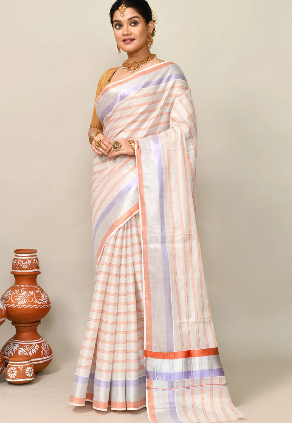 Kerala Kasavu Pure Cotton Saree in Off White