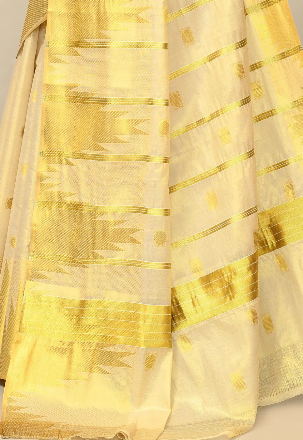 Kerala Kasavu Pure Cotton Saree in Beige