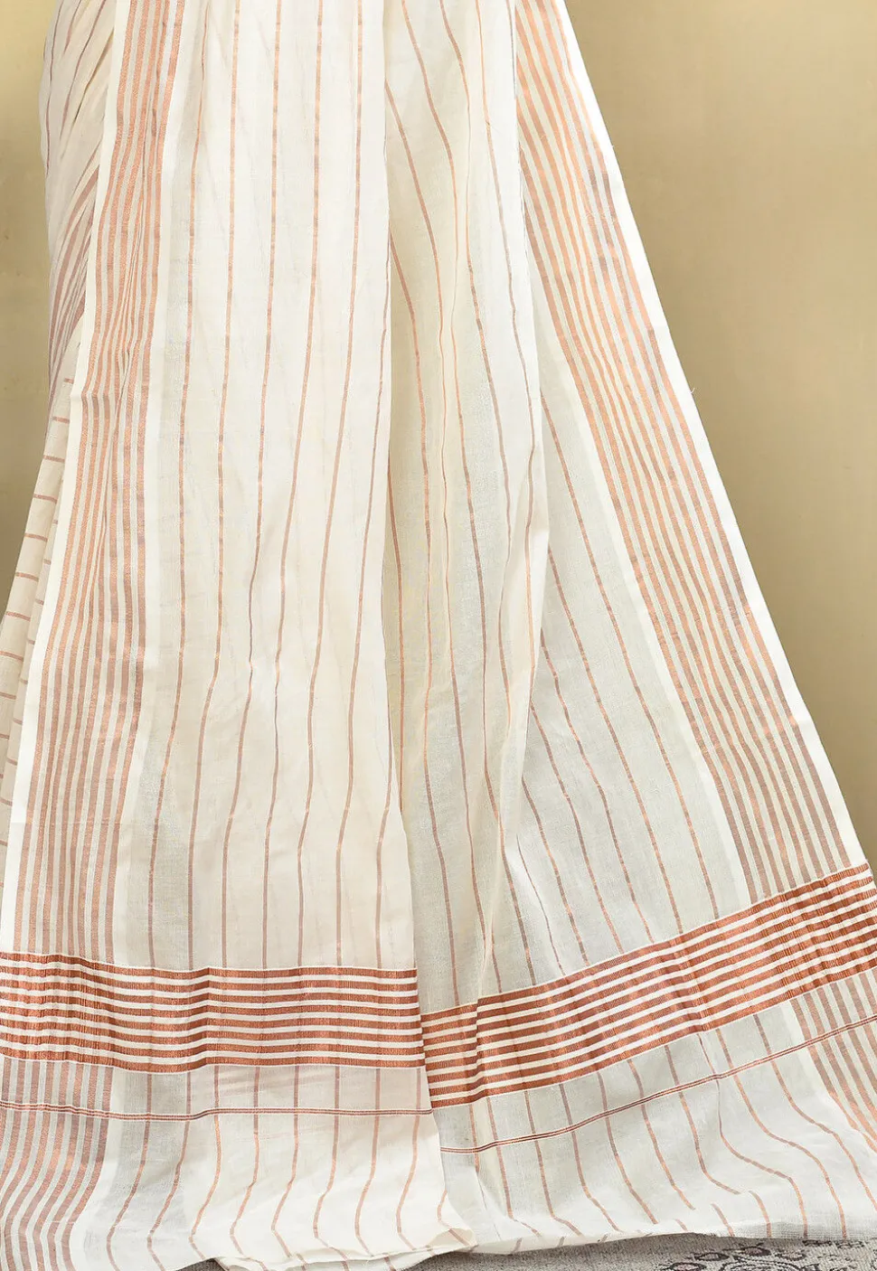 Kerela Kasavu Pure Cotton Saree in Off White