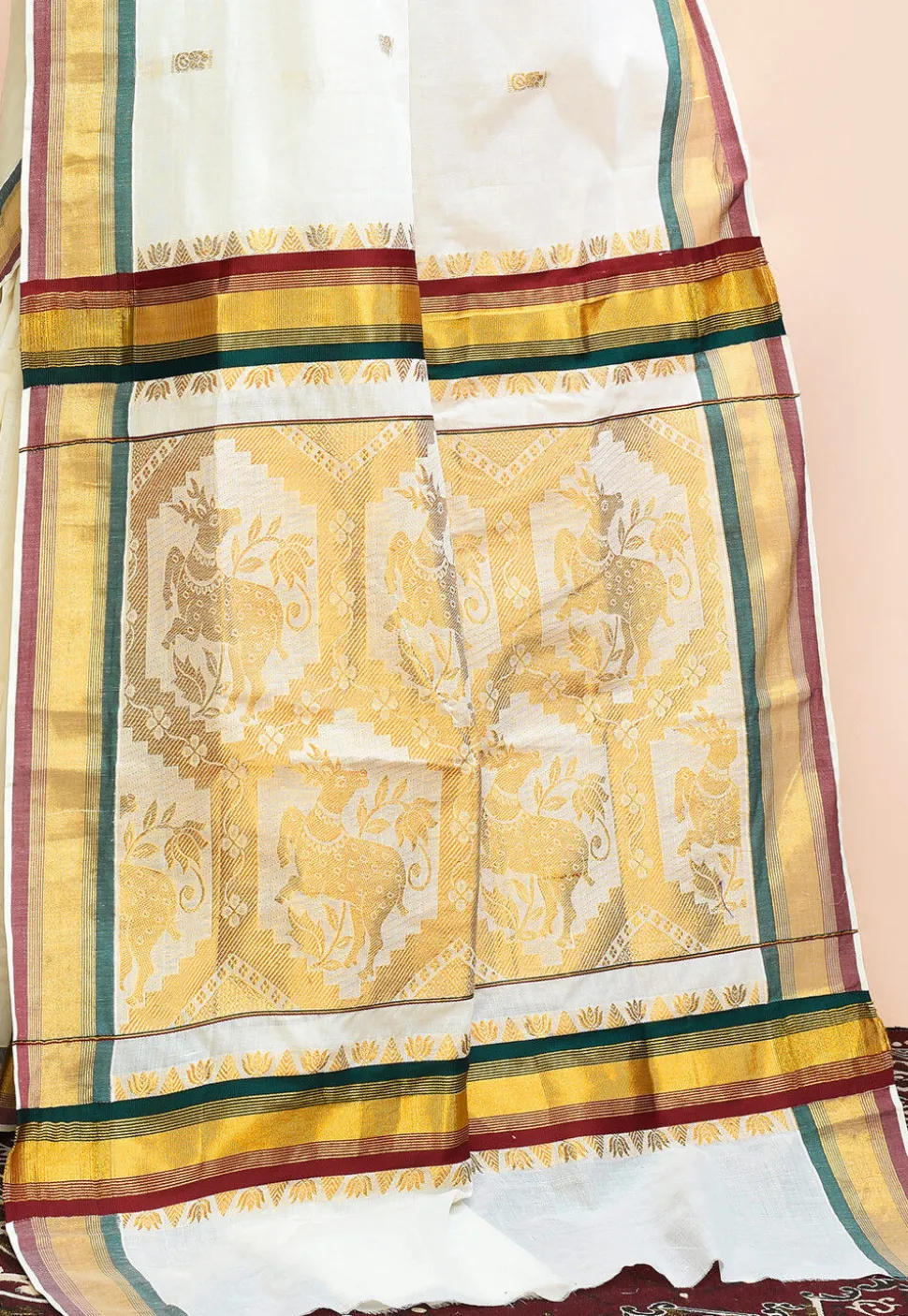 Kerela Kasavu Pure Cotton Saree in Off White