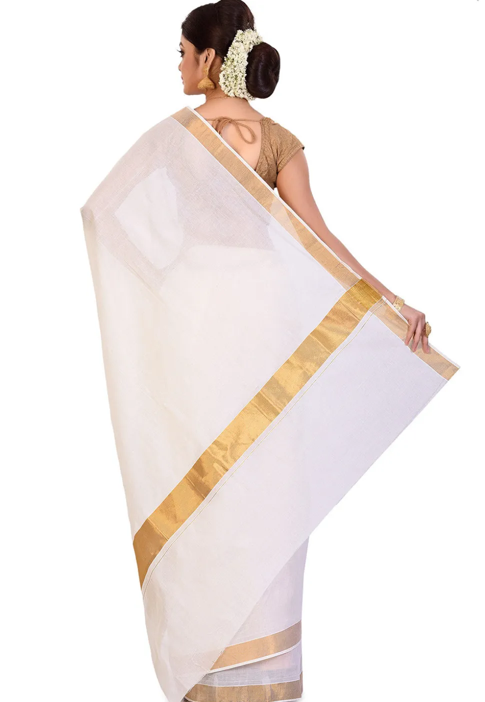 Kerela Kasavu Pure Cotton Saree in Off White
